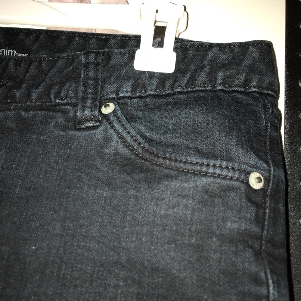Black Skinny Jeans - Picture 5 of 5